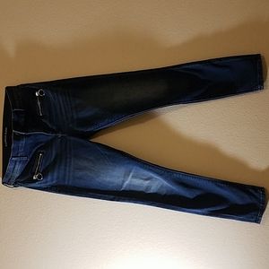 A pair of gorgeous jeans.